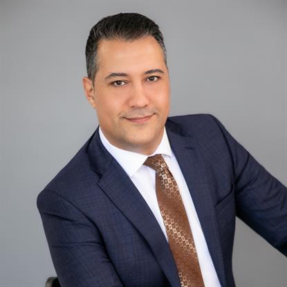 Robert  Reganyan Photo